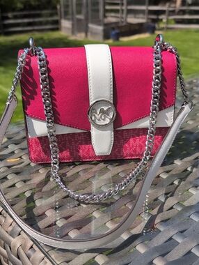 Michael Kors NWT Greenwich Small Flap Crossbody Bag